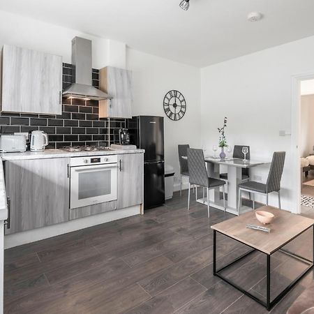 Modern Family Home W/Wi-Fi, Netflix, Self Check-In London Exterior foto