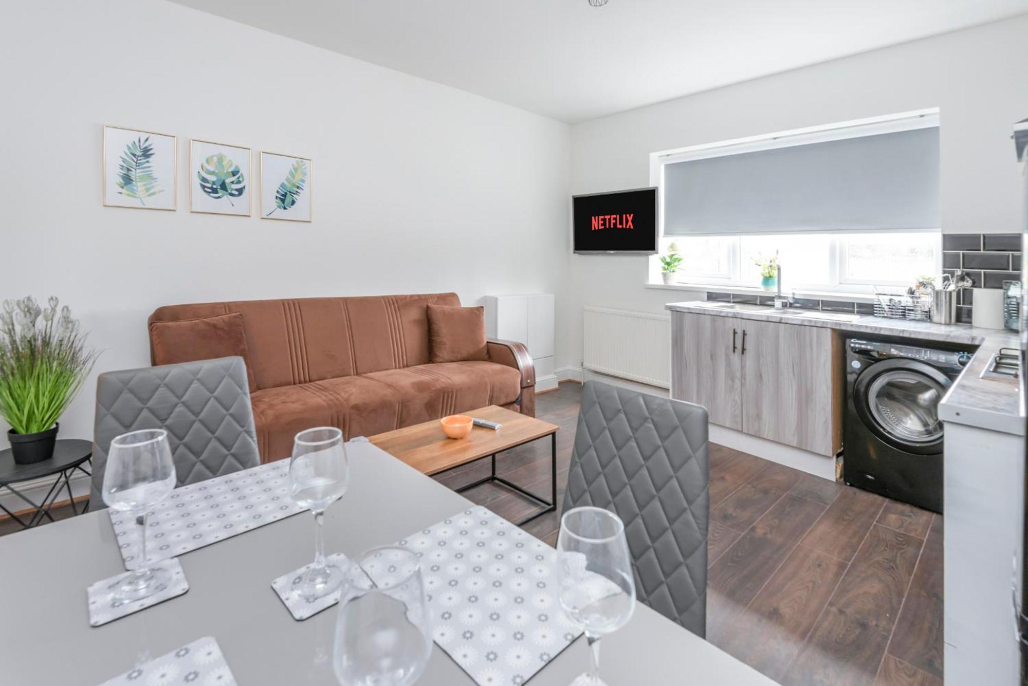 Modern Family Home W/Wi-Fi, Netflix, Self Check-In London Exterior foto
